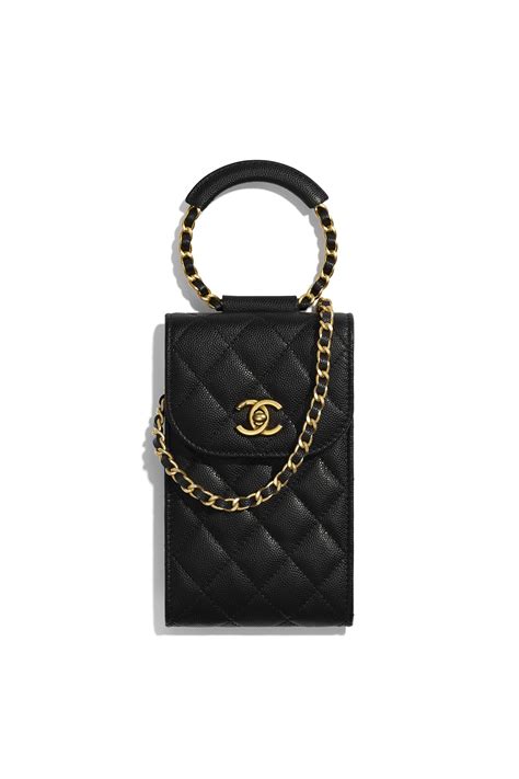 Chanel: i porta cellulare sono le nuove borse 